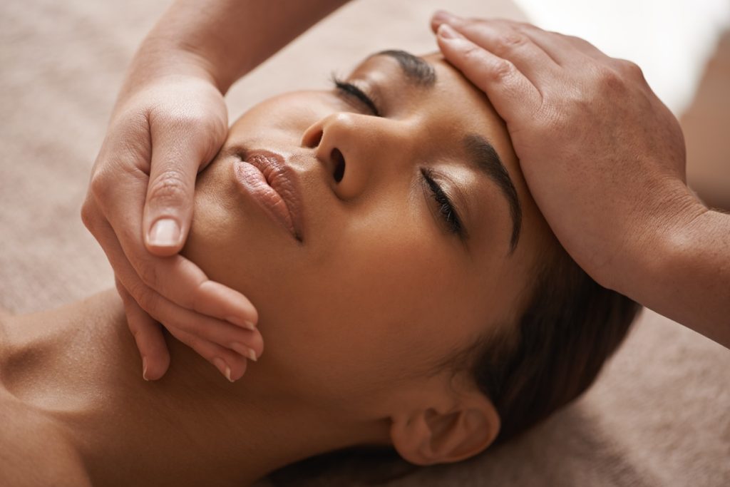 chinese gua sha facial massage